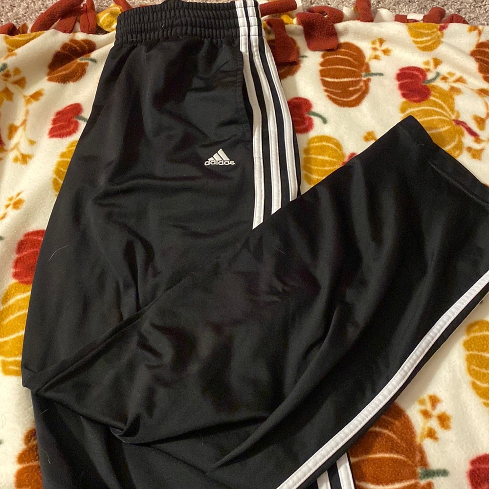 Adidas sweatpants